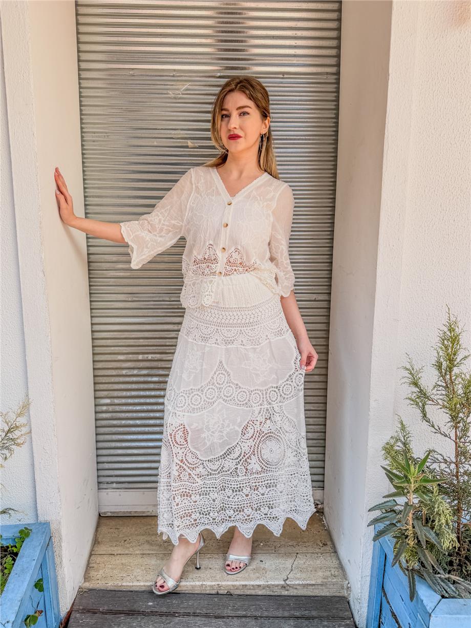 Beyaz Renk Dantel Örme Bluz