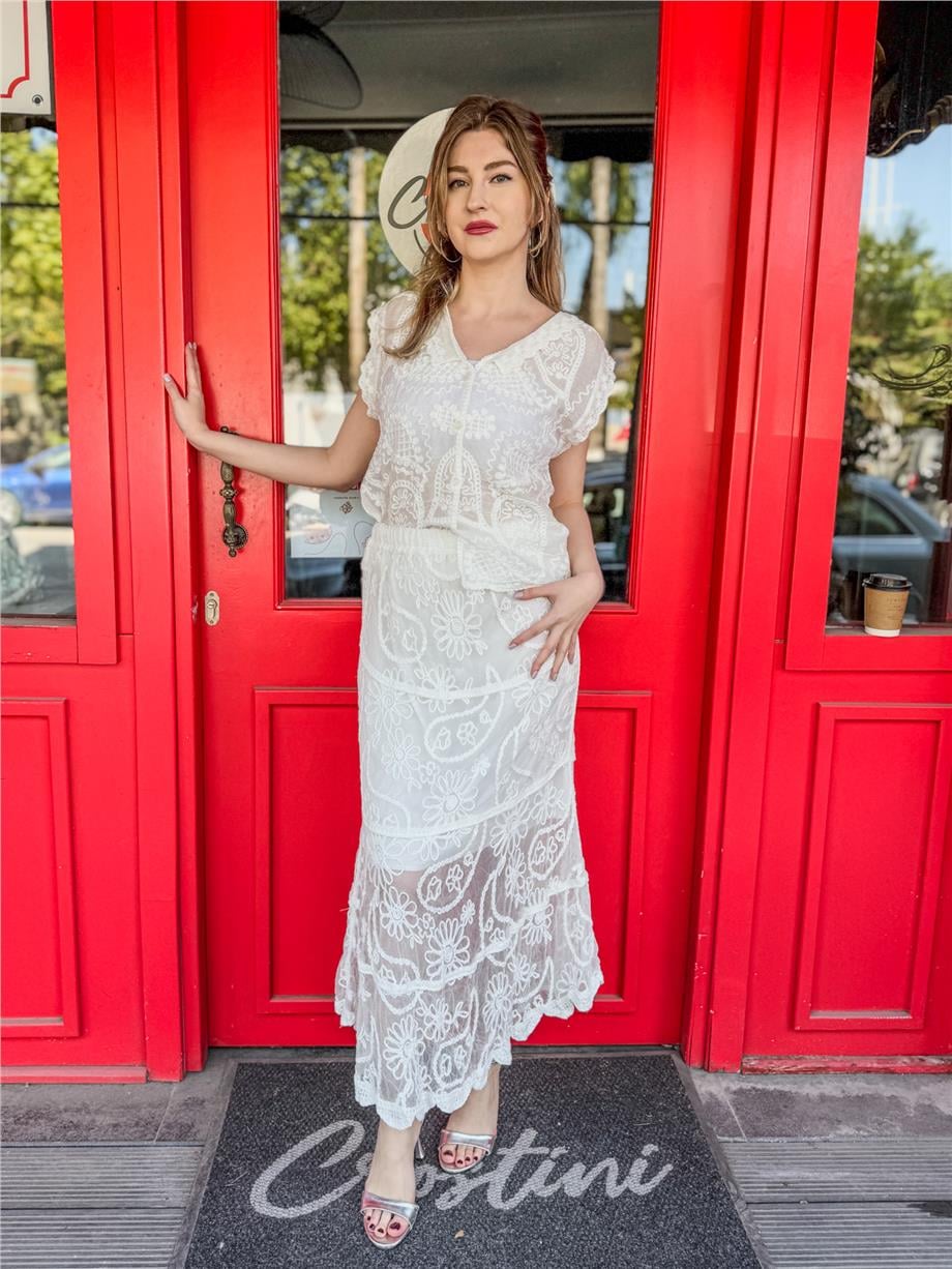 Beyaz Renk Dantel Örme Bluz Etek Takım