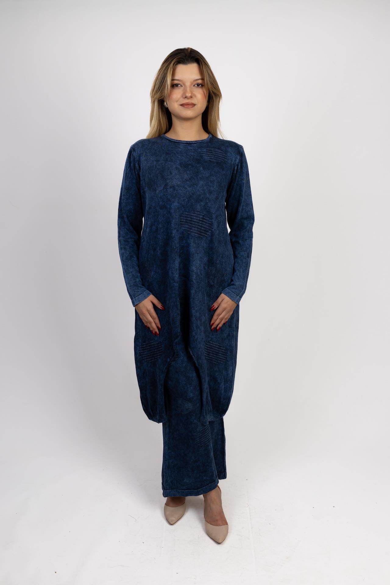 Indigo Colored Pants and Tunic Set