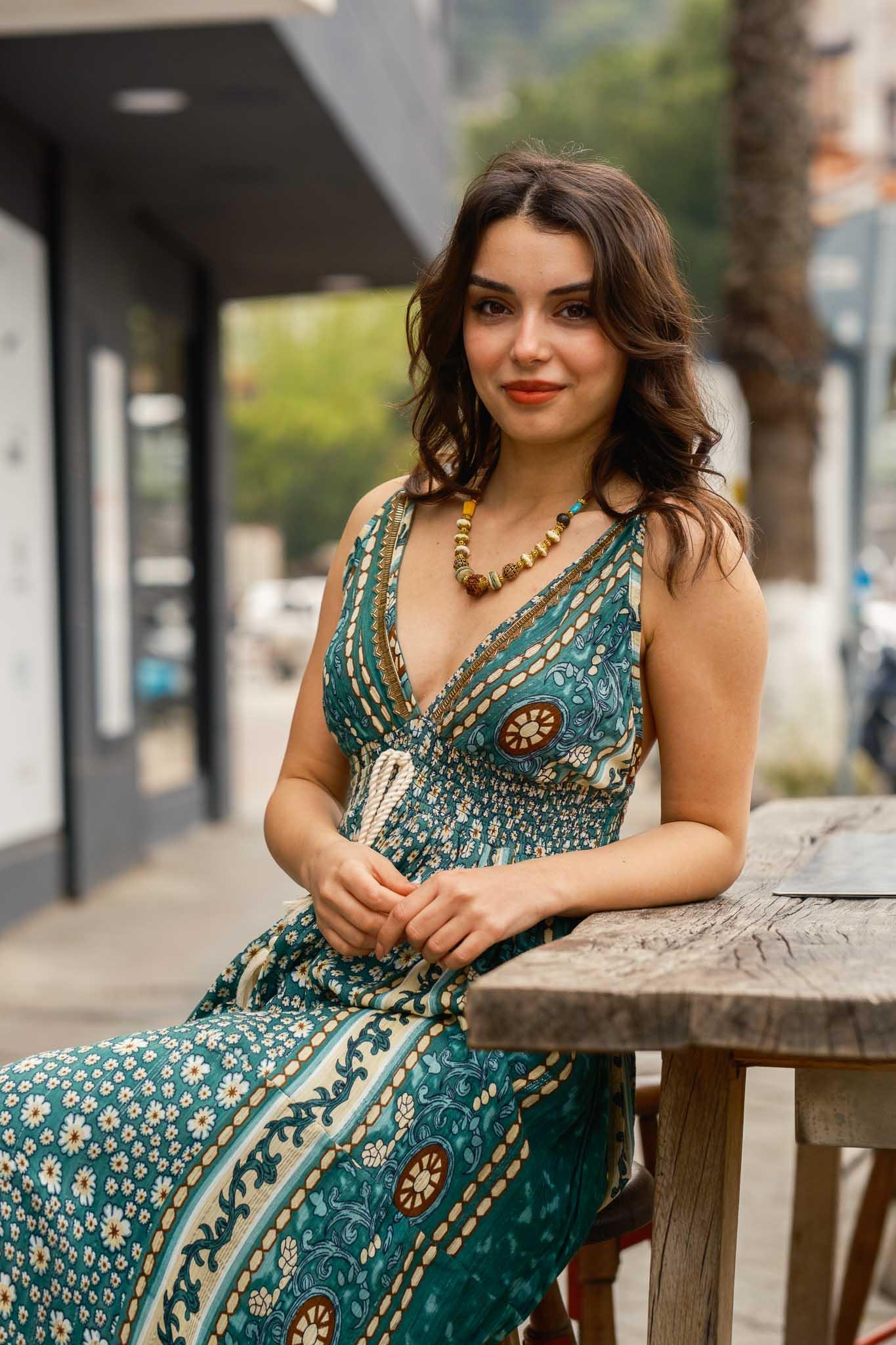 Kabile Işıltısı Kolye