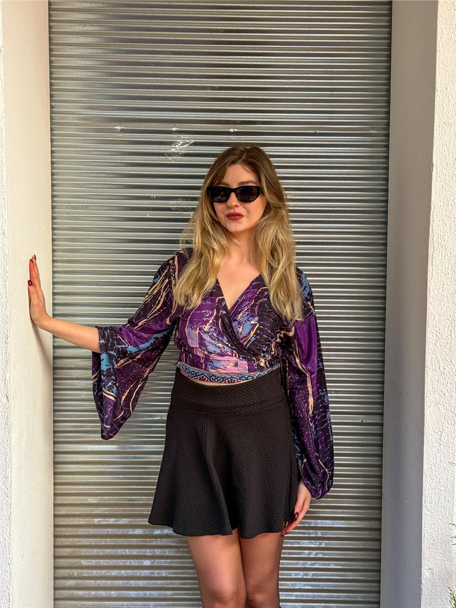 Mor Renk İspanyol Kol Gold Detaylı Batik Desenli İpek Bluz