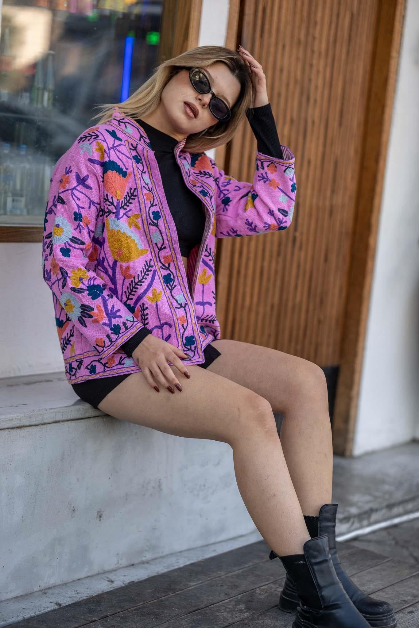 Pembe Suzani İşlemeli Etamin Ceket
