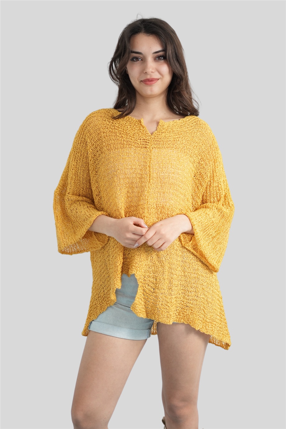 Sarı Yakası Kesik Detay Merserize Bluz