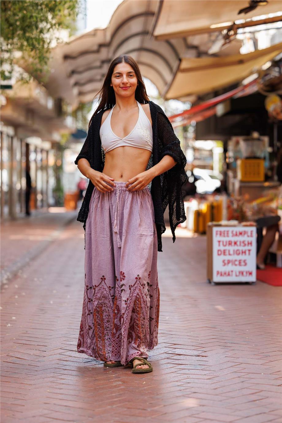 Siyah Renk Kapüşonlu Merserize Hırka