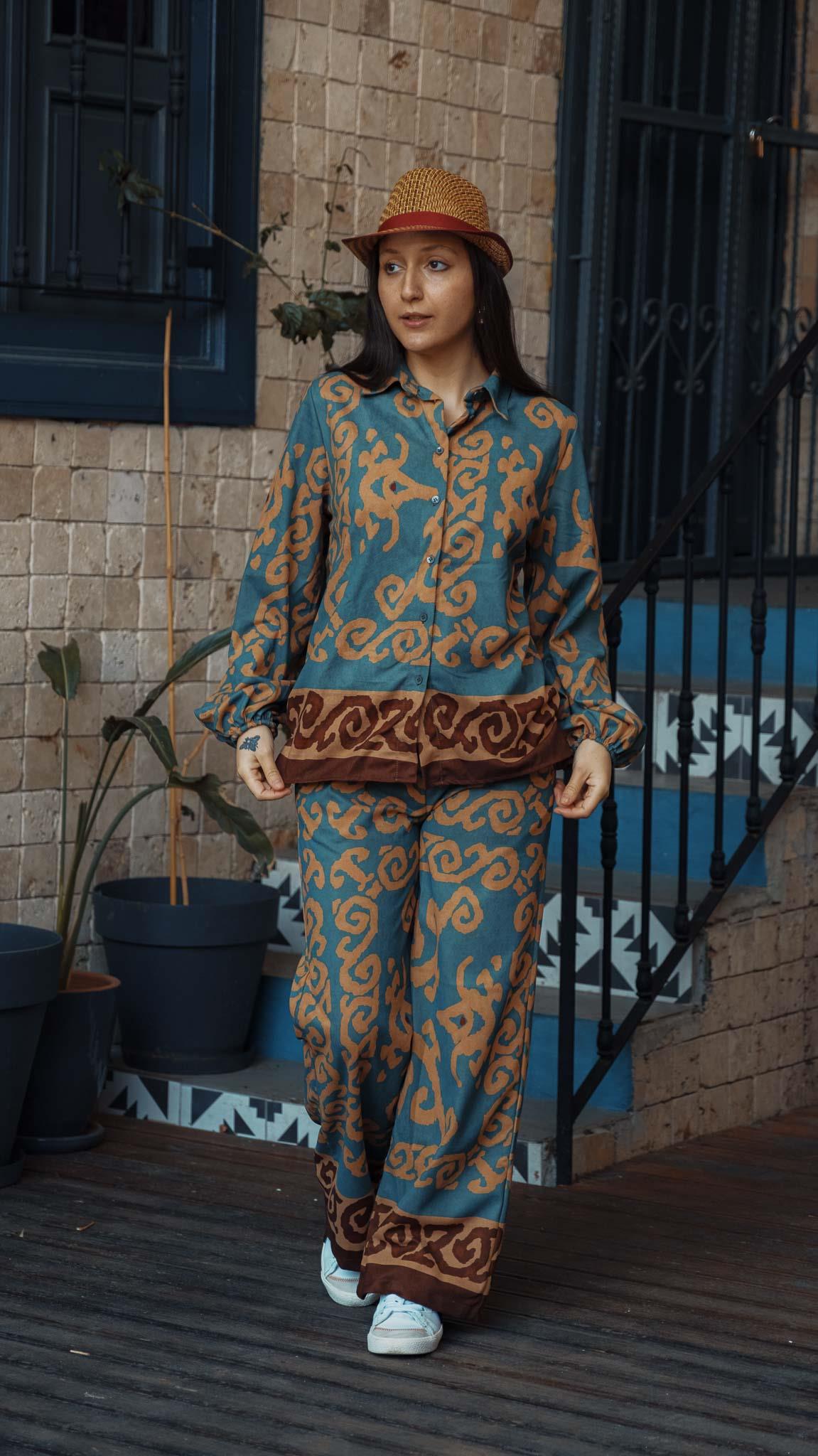 Su Yolu Desenli Turkuaz Pantolon Gömlek Takım