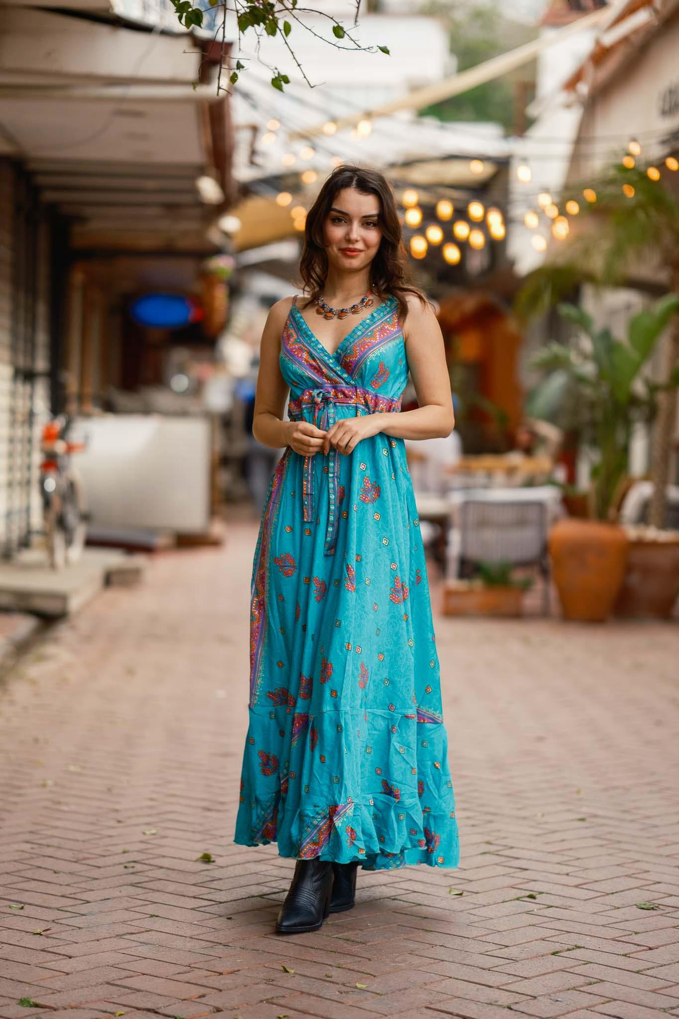 Turkuaz İpek Elbise