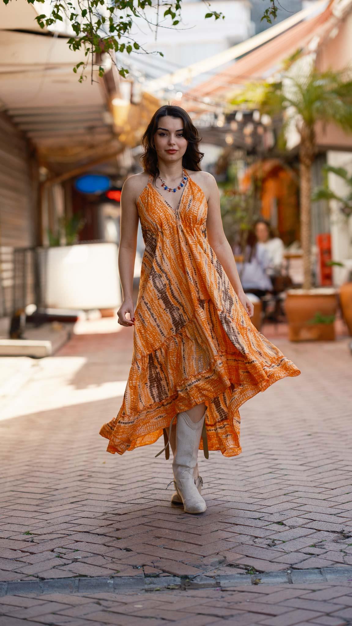 Turuncu İpek Elbise