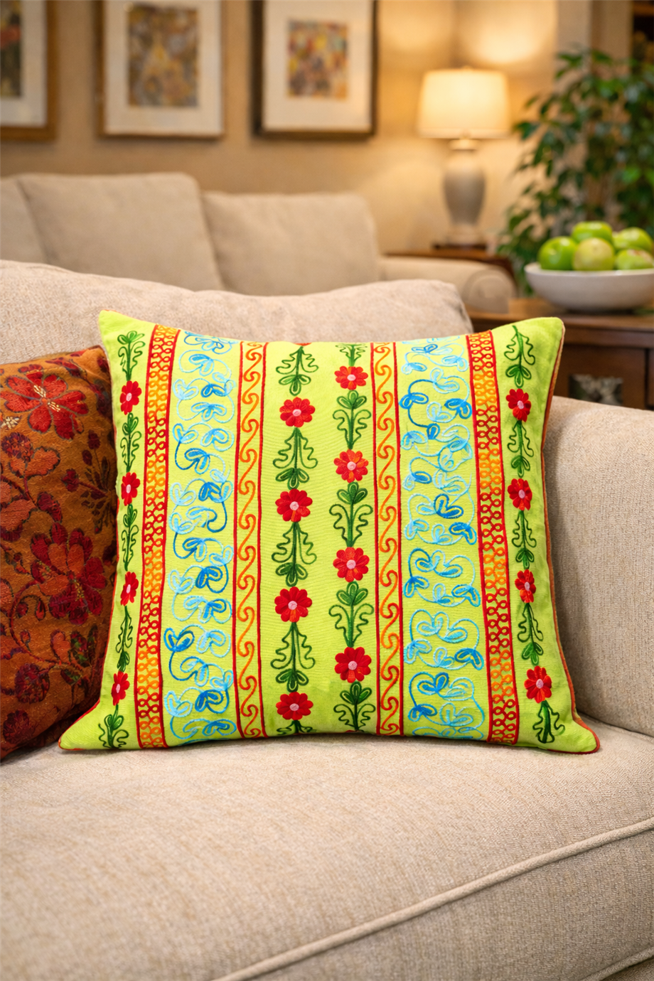 Yeşil Renk Boho Garden Nakışlı Bohem Yastık Kılıfı 40cmX40cm