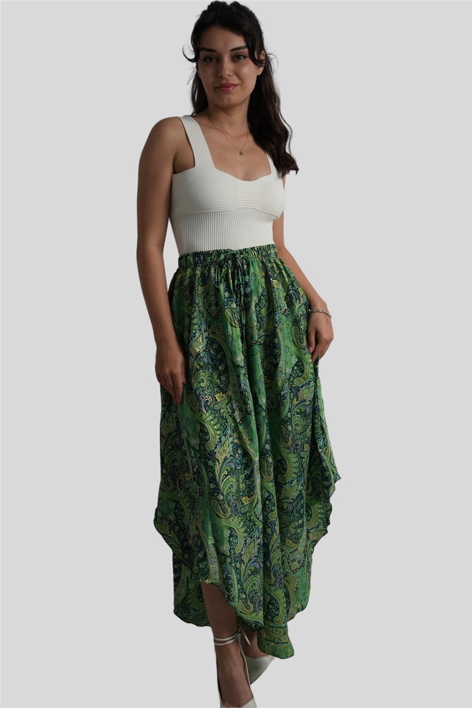 Yeşil Renk Gold Detaylı İpek Uzun Etek