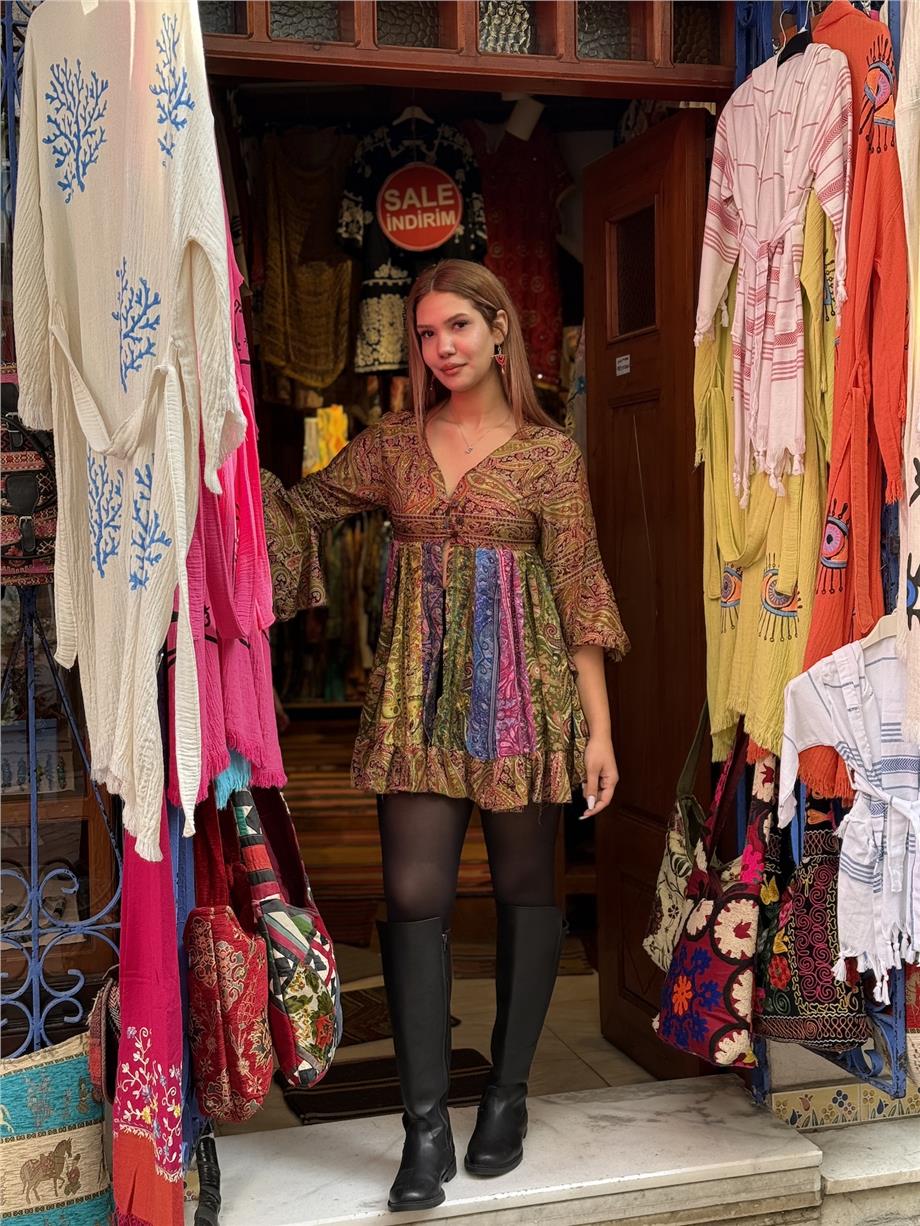 Yeşil Renk İthal Özel Tasarım Üç Düğmeli Patchwork Rayon Bluz