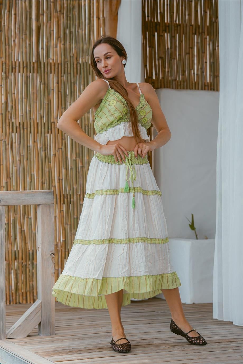 Green Crop Skirt Set with Daisy Embroidery