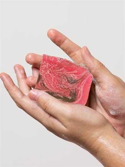 Geleneksel Gül Sabunu 110 gr. (Hand Made)