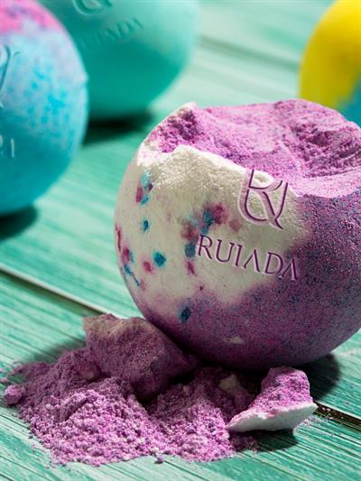Nem Bombası Banyo Topu – Cilt Nemlendirici ve Rahatlatıcı Etki - Büyük Boy (115 gr x 3 Adet)