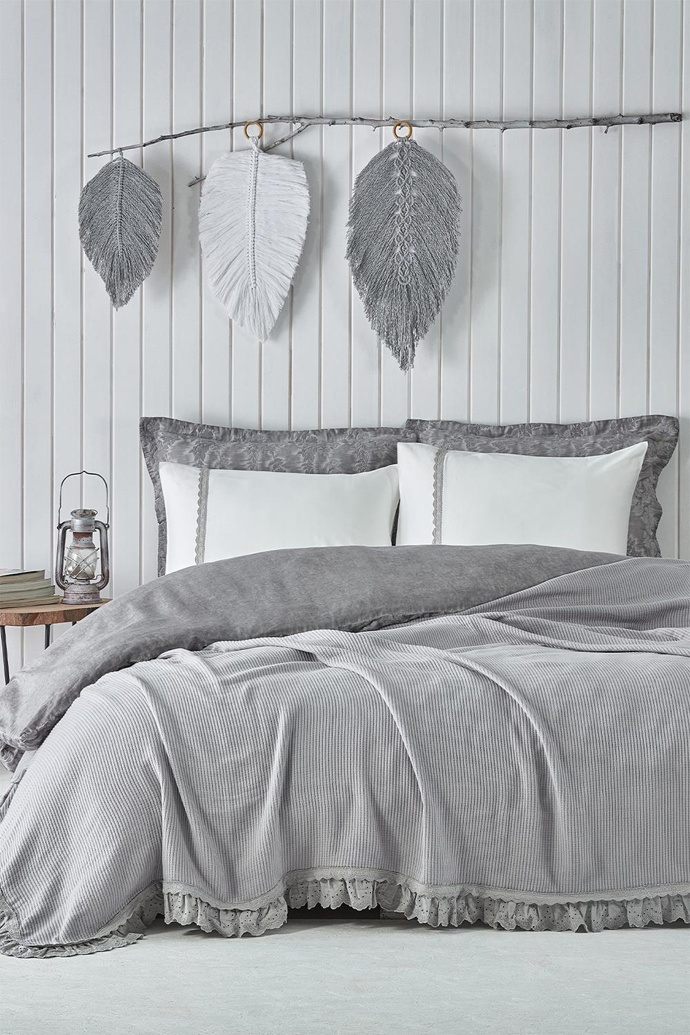 Ecocotton Alessa Gri Çift Kişilik Organik Pike Takımı