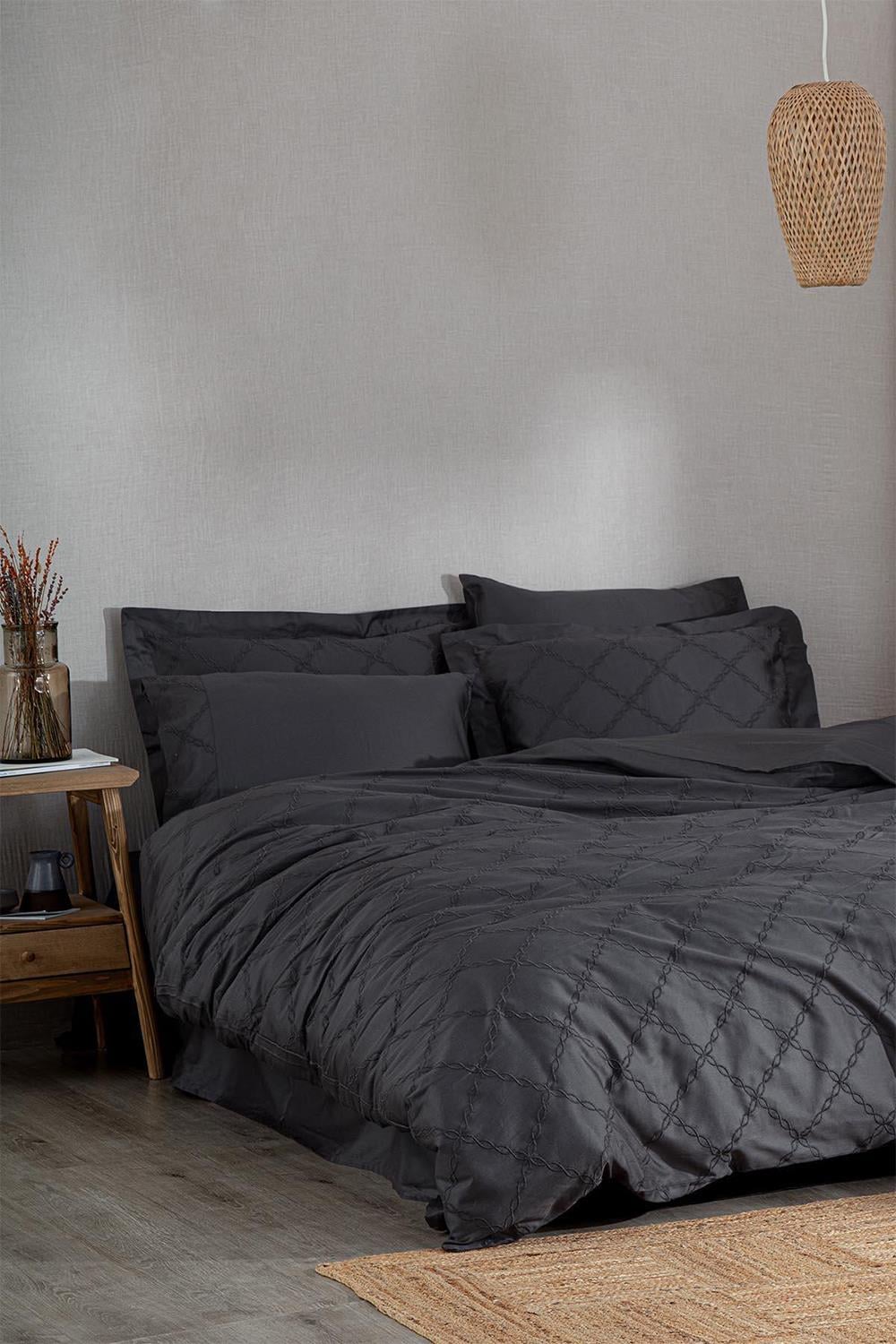Ecocotton Mahfer Antrasit Çift Kişilik %100 Organik Pamuk Brodeli Nevresim Takımı