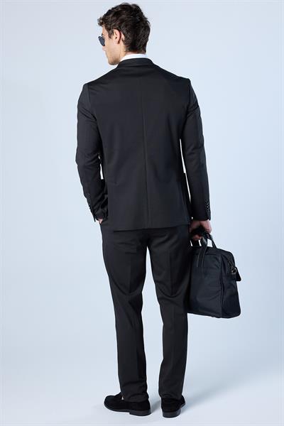 Siyah   Takım Elbise