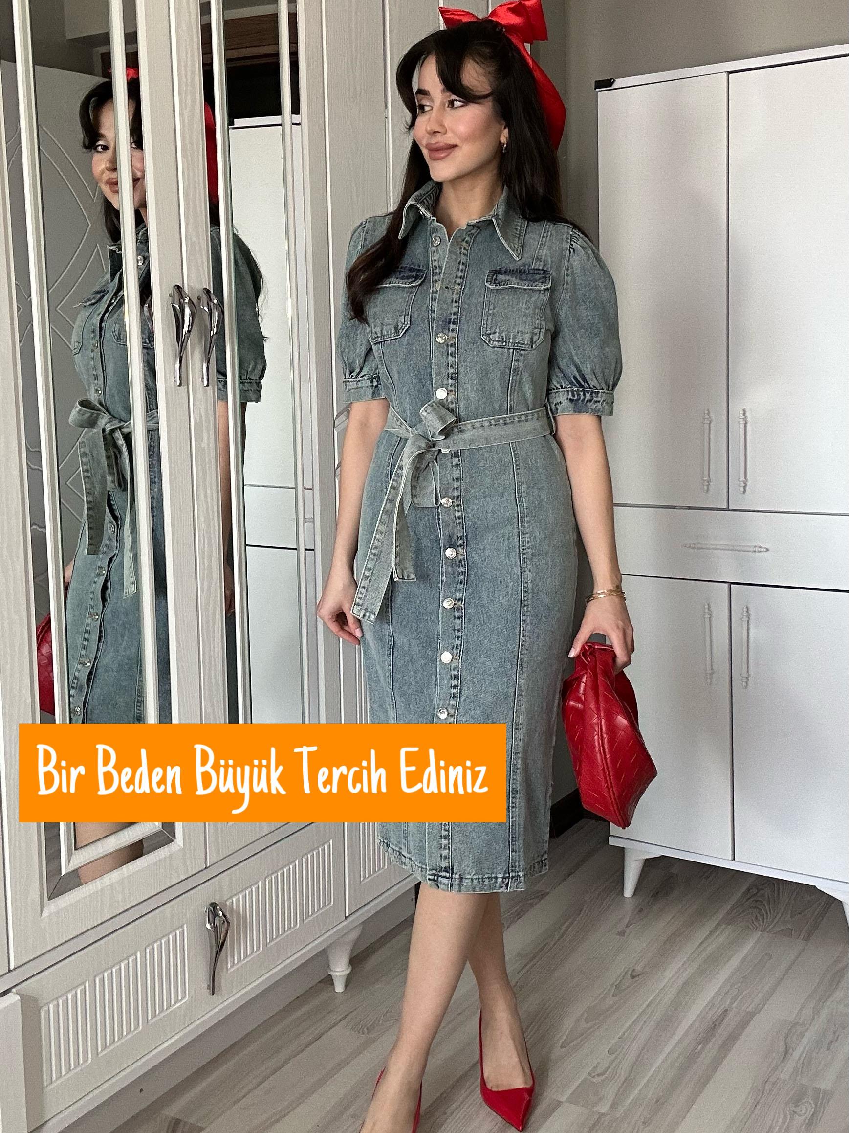 Kadın Açık Mavi Önü Düğmeli Prenses Kol Beli Kuşaklı Kemerli Midi Boy Jean Kot Elbise