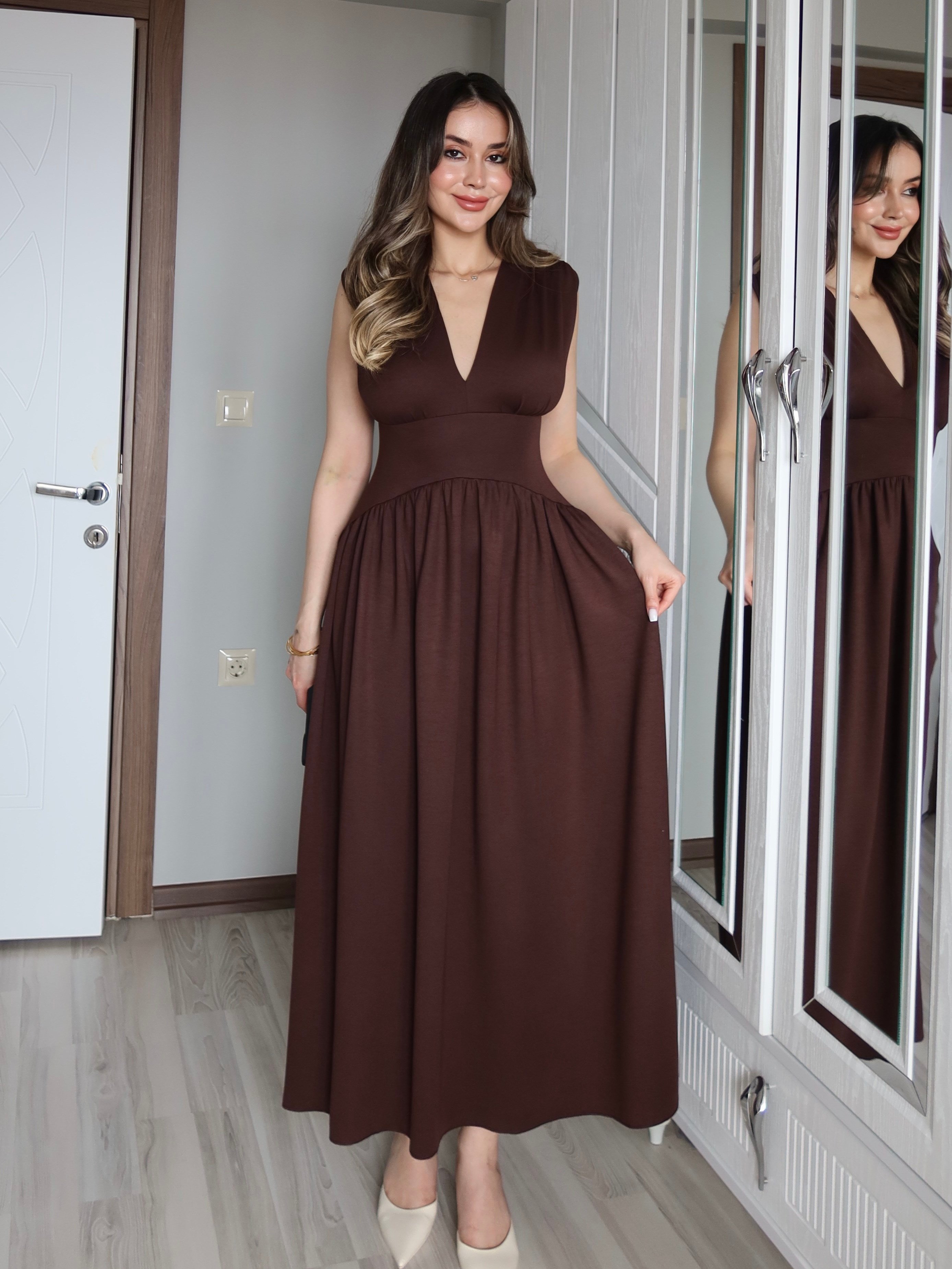 Kadın Velia Acı Kahve Oys Modal Kumaş Pamuk Korse Görünümlü Yazlık Kloş Çan Uzun Elbise Yeni Sezon Esnek Elbise