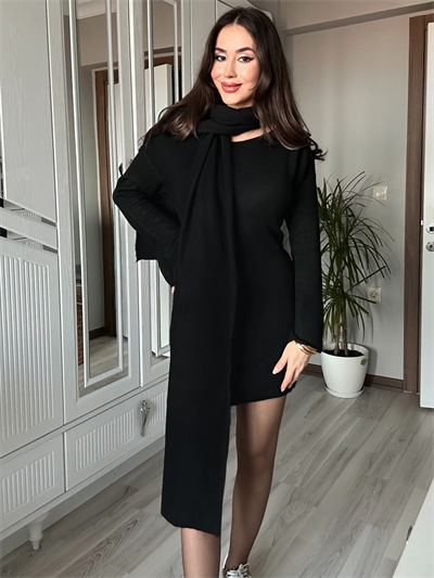 Kadın Siyah Omuz Dekolteli Kayık Yaka Kuşaklı ve Atkı Detaylı Pamuk Triko Mini Elbise Modern Feminen Kesim Elbise