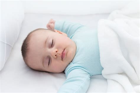 Bebek Hazırlıkları: Sağlıklı Uyku Ortamı Oluşturma