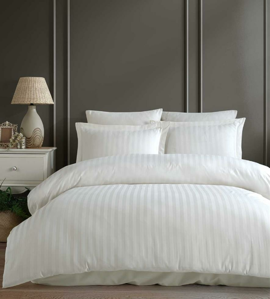 İyi Geceler İstanbul Stripe Saten Ekru Çift Kişilik Nevresim Takımı