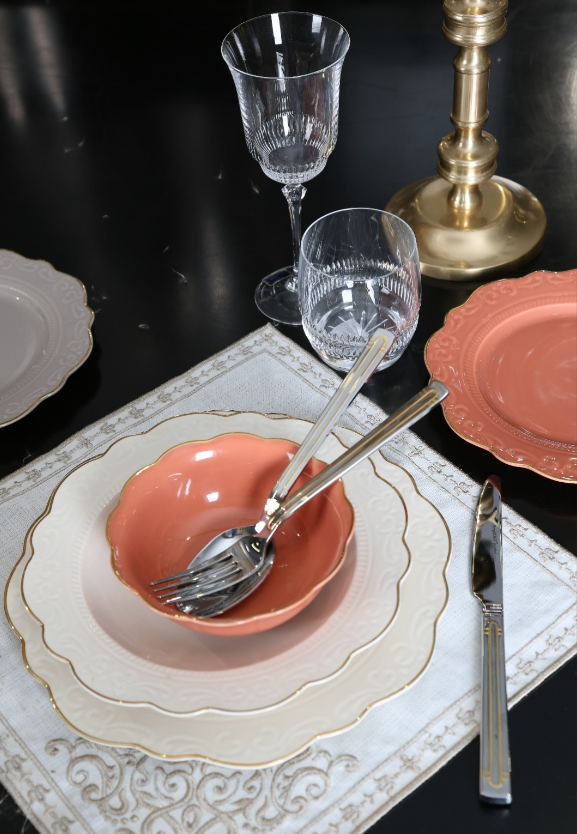  - Yemek Takımları