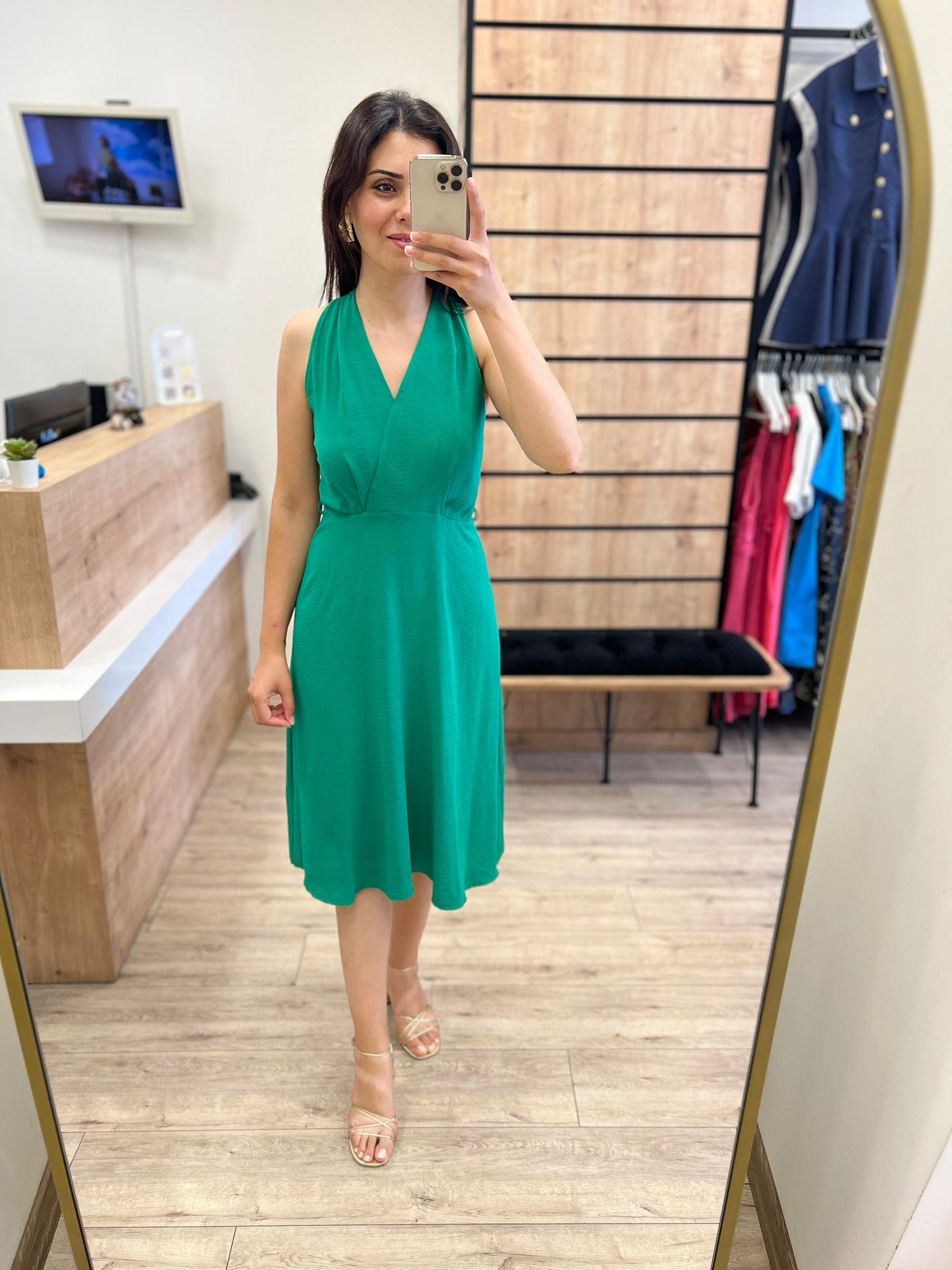Benetton Yeşili Boyundan Bağlamalı Beli Lastikli Elbis