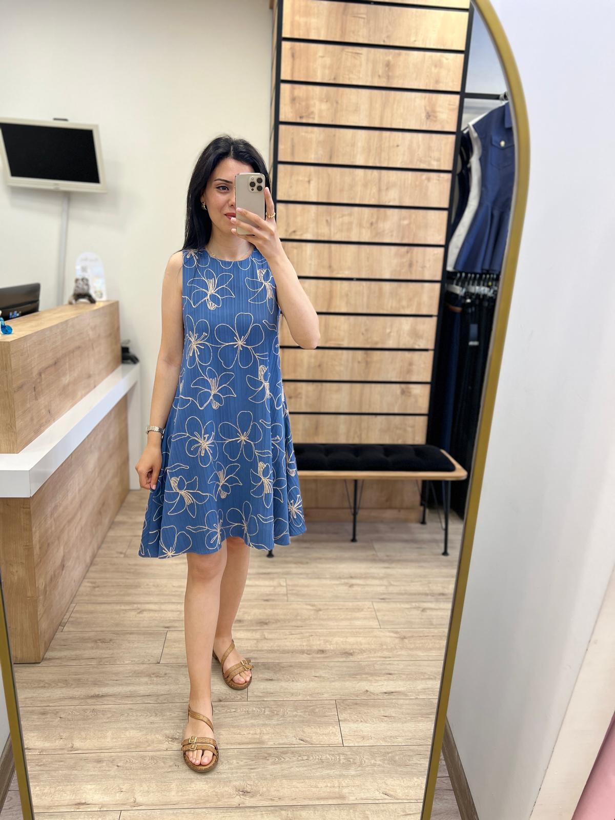 Mavi Premium Nakış İşlemeli Elbise
