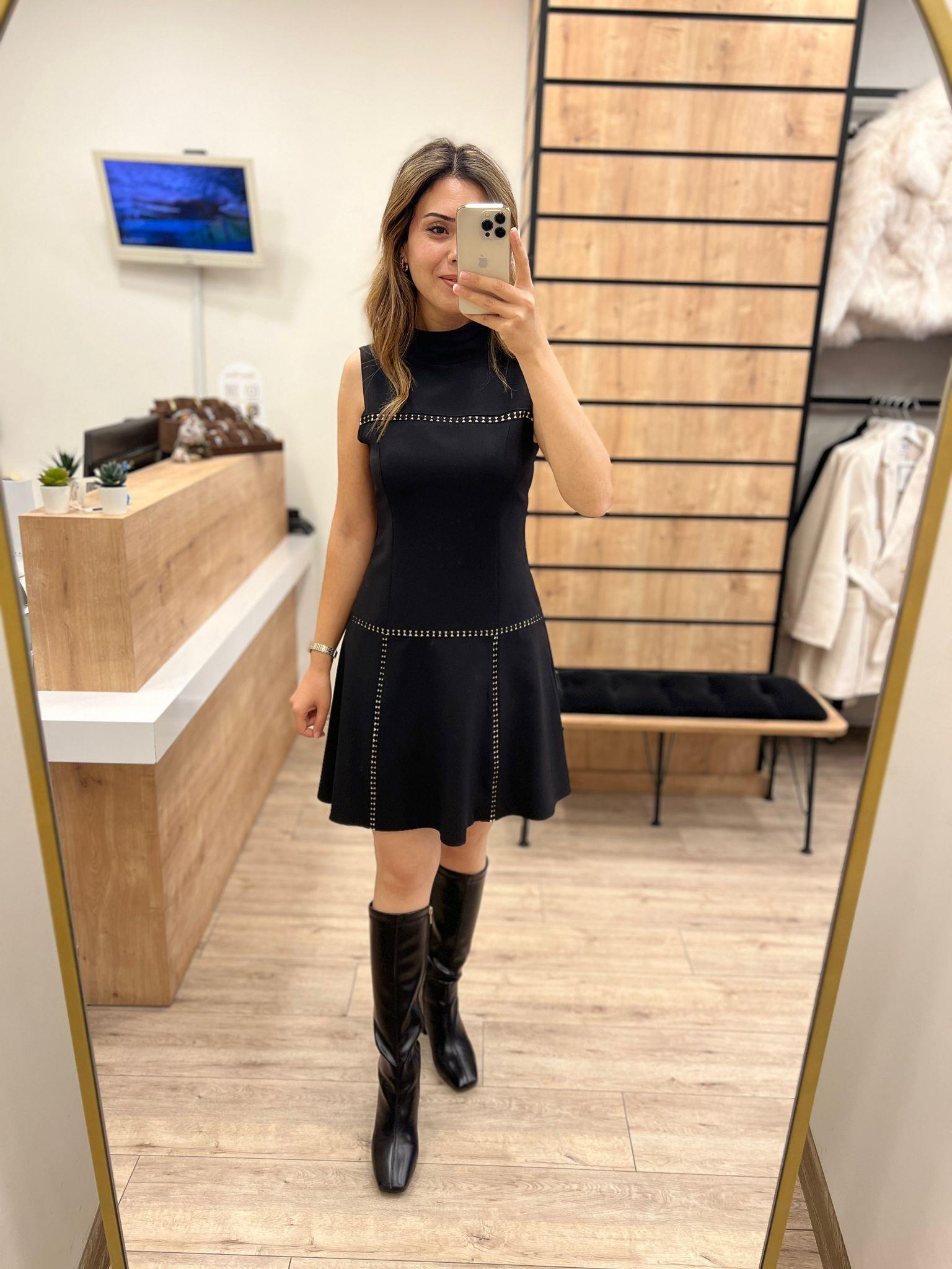 Siyah Ara Şeritli Elbise
