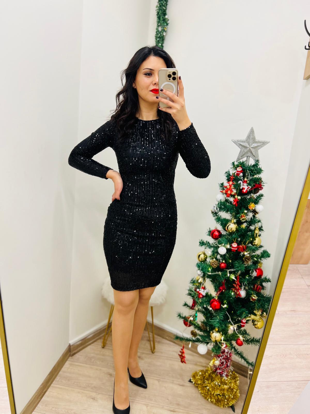 Siyah Vatkalı Pul Payet Elbise
