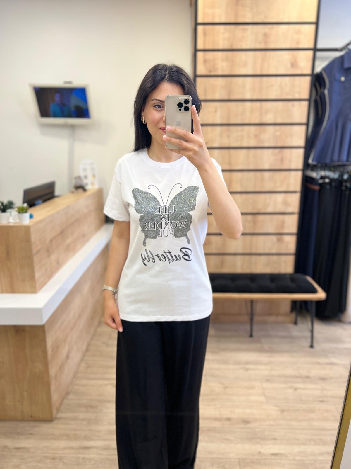 Beyaz Kelebek Desen Taşlı T-shirt