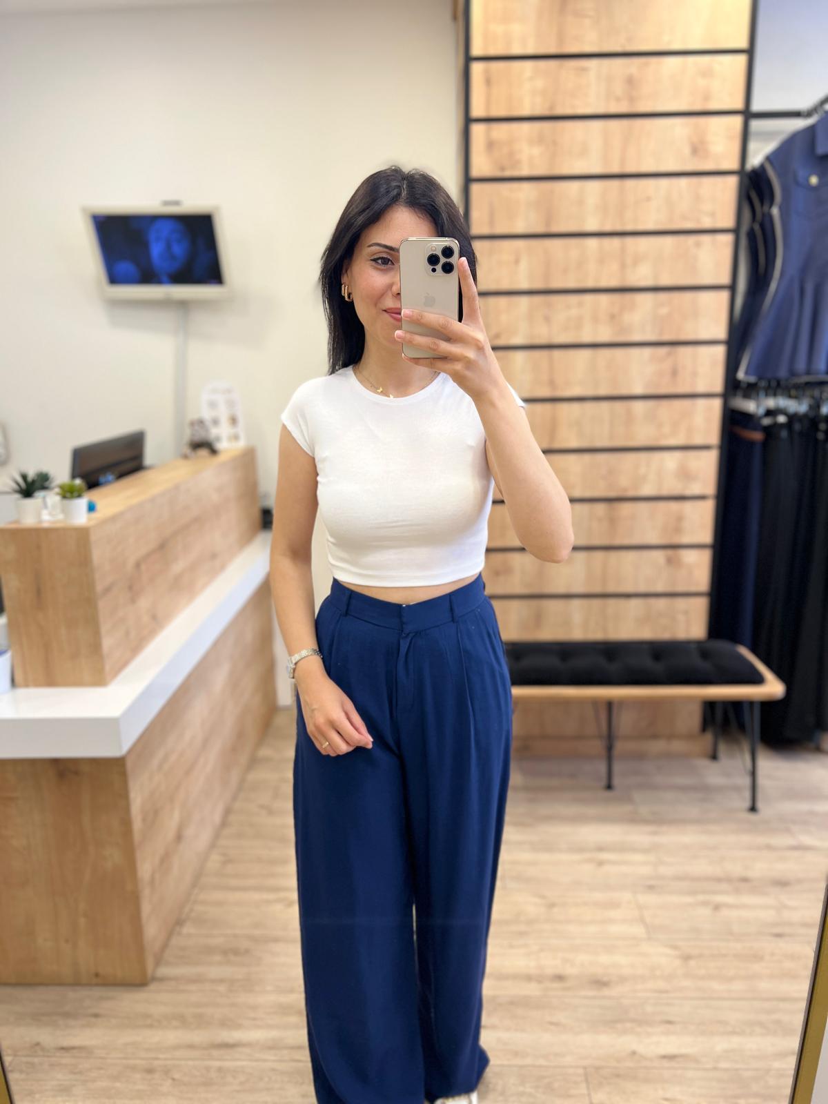 Beyaz Pamuklu Modal Karışımlı Crop