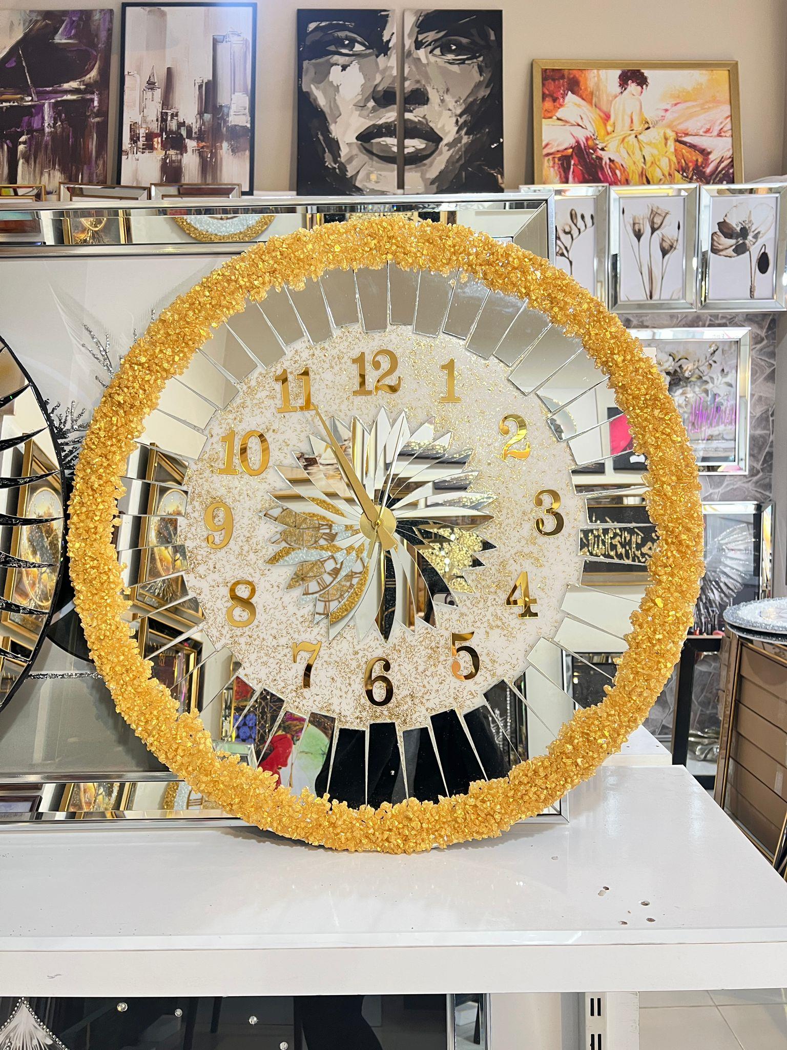 Gold Taşlı Saat