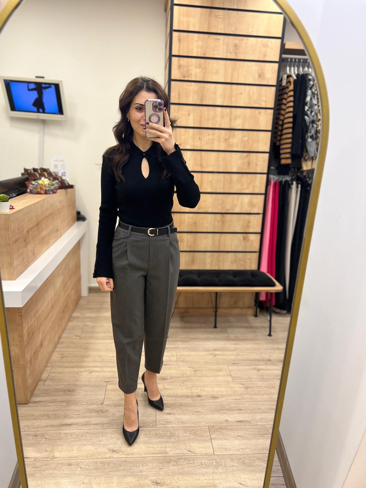 Gri Havuç Kemerli Fit Pantolon