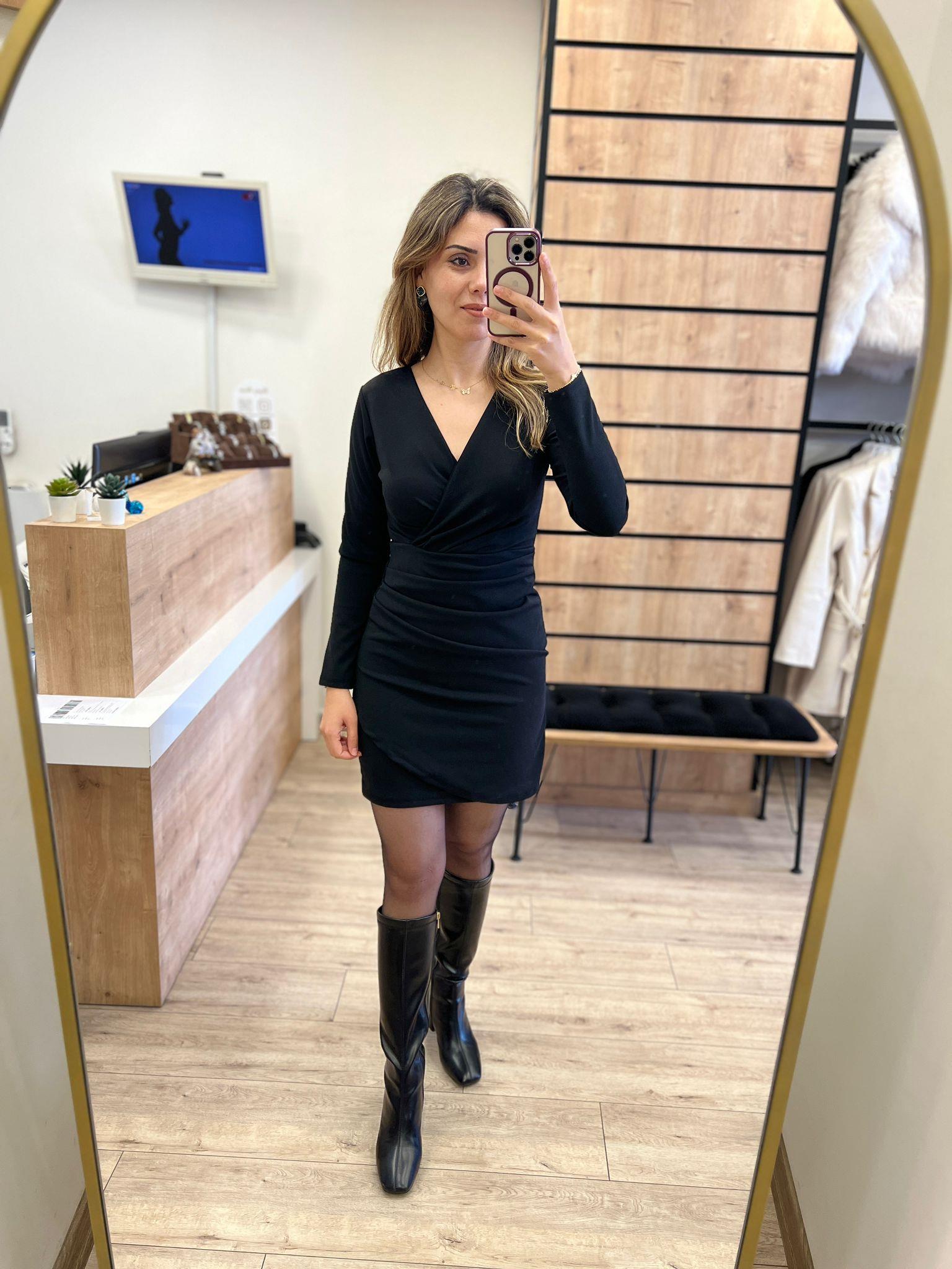 Siyah Crep Kumaş Drapeli Elbise