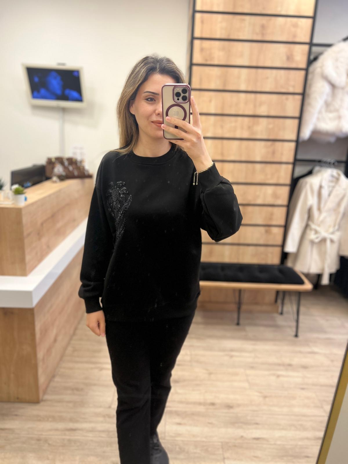 Siyah Taşlı Sweatshirt