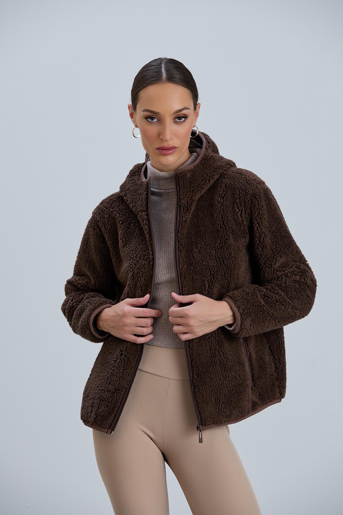 KADIN MONT Kapüşonlu Polar Lamineli Kadın Peluş Mont