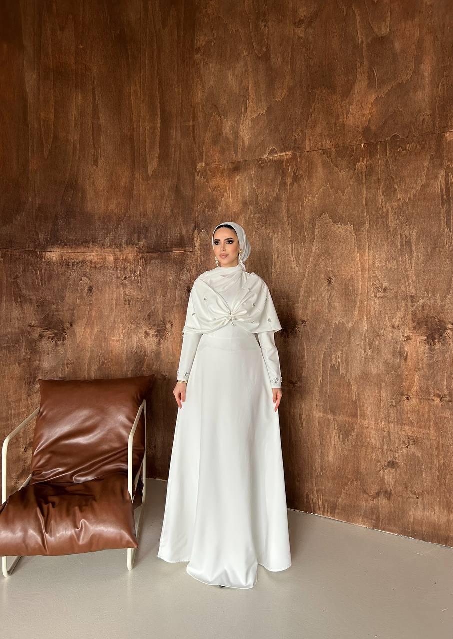 Leyla Abiye Beyaz