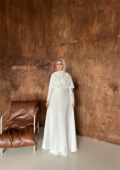 Leyla Abiye Beyaz