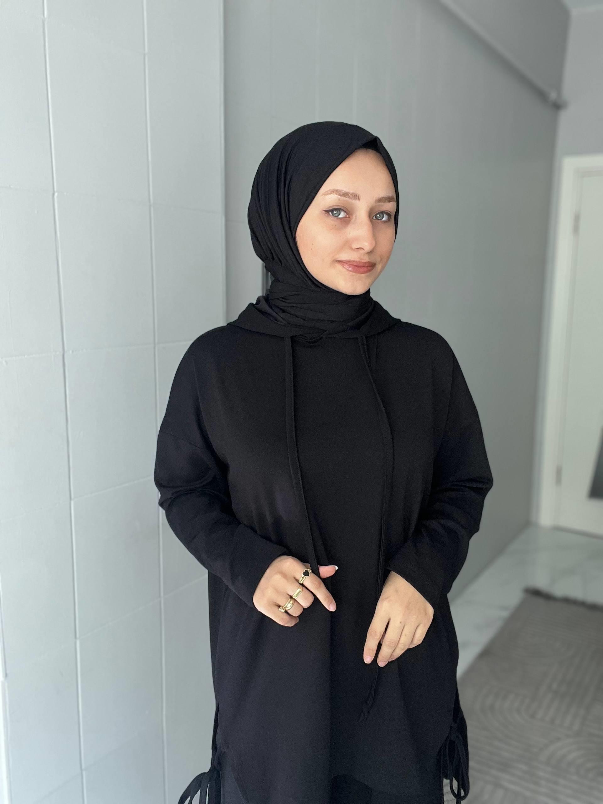 Külotsiz sayrda tushgan suratim