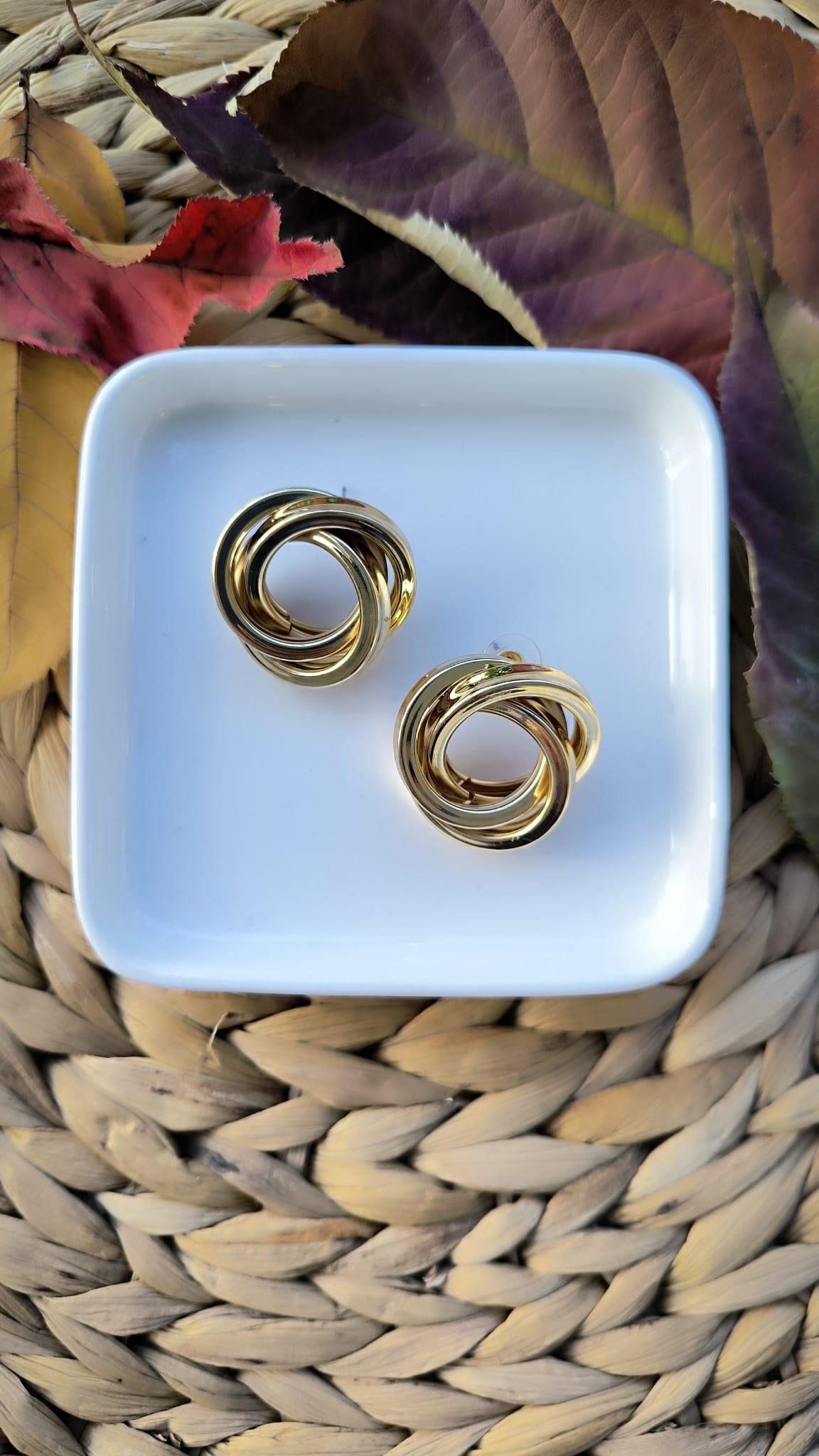 Gold Sarmal Küpe 