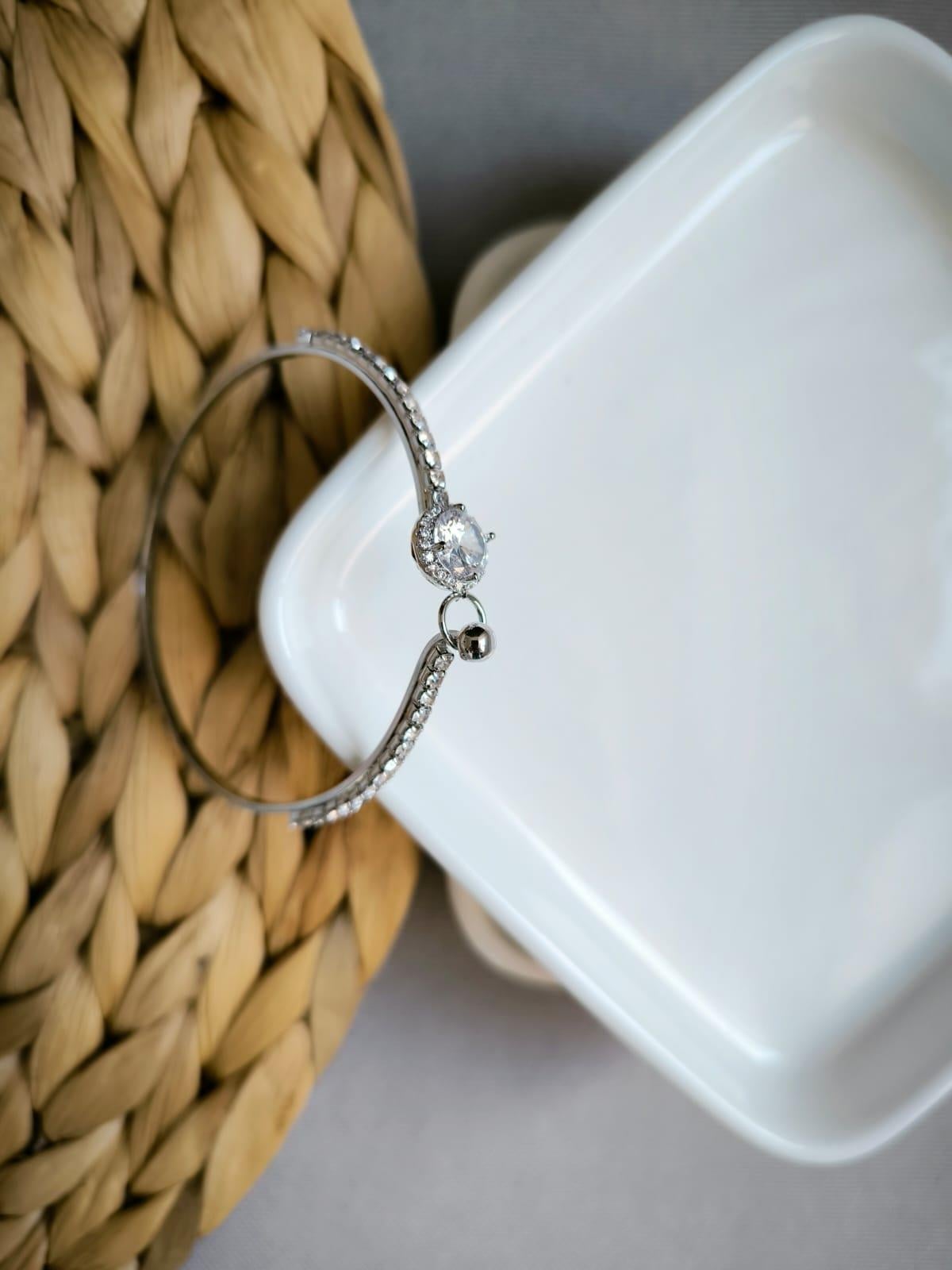 Tek Taşlı Silver Bileklik