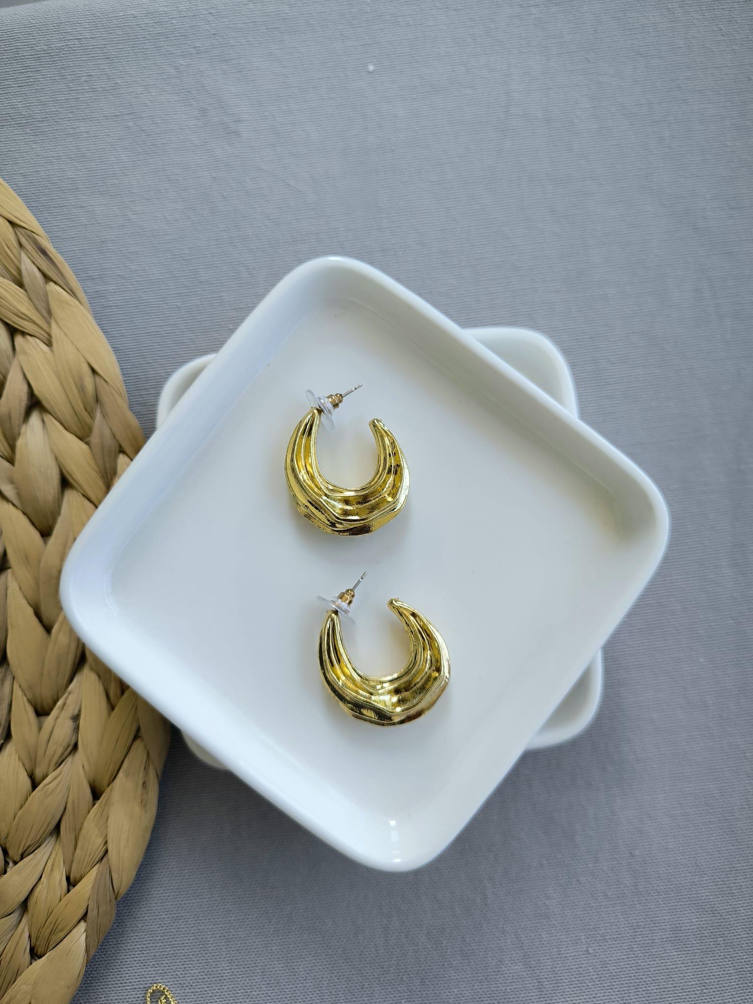 Çizgili Halka Küpe 14K