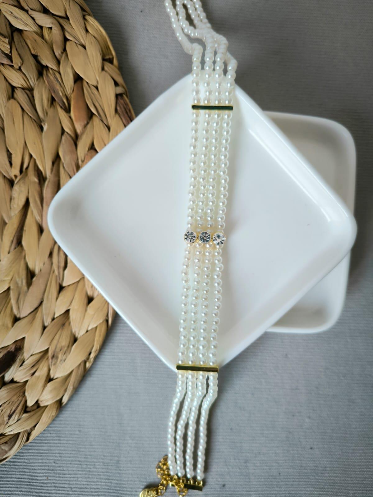 İnci Choker Kolye 