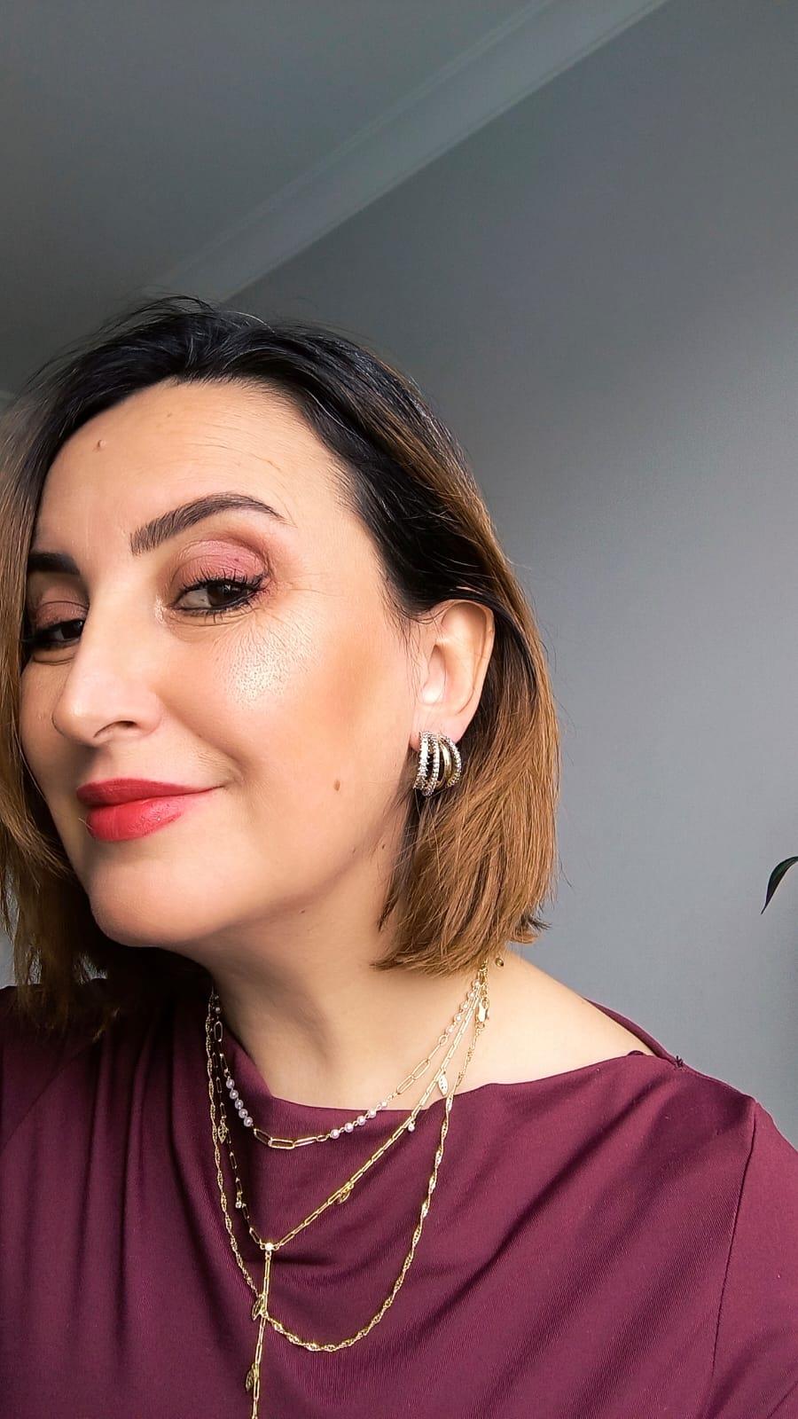 Özel Seri Sıralı Zirkon Küpe 