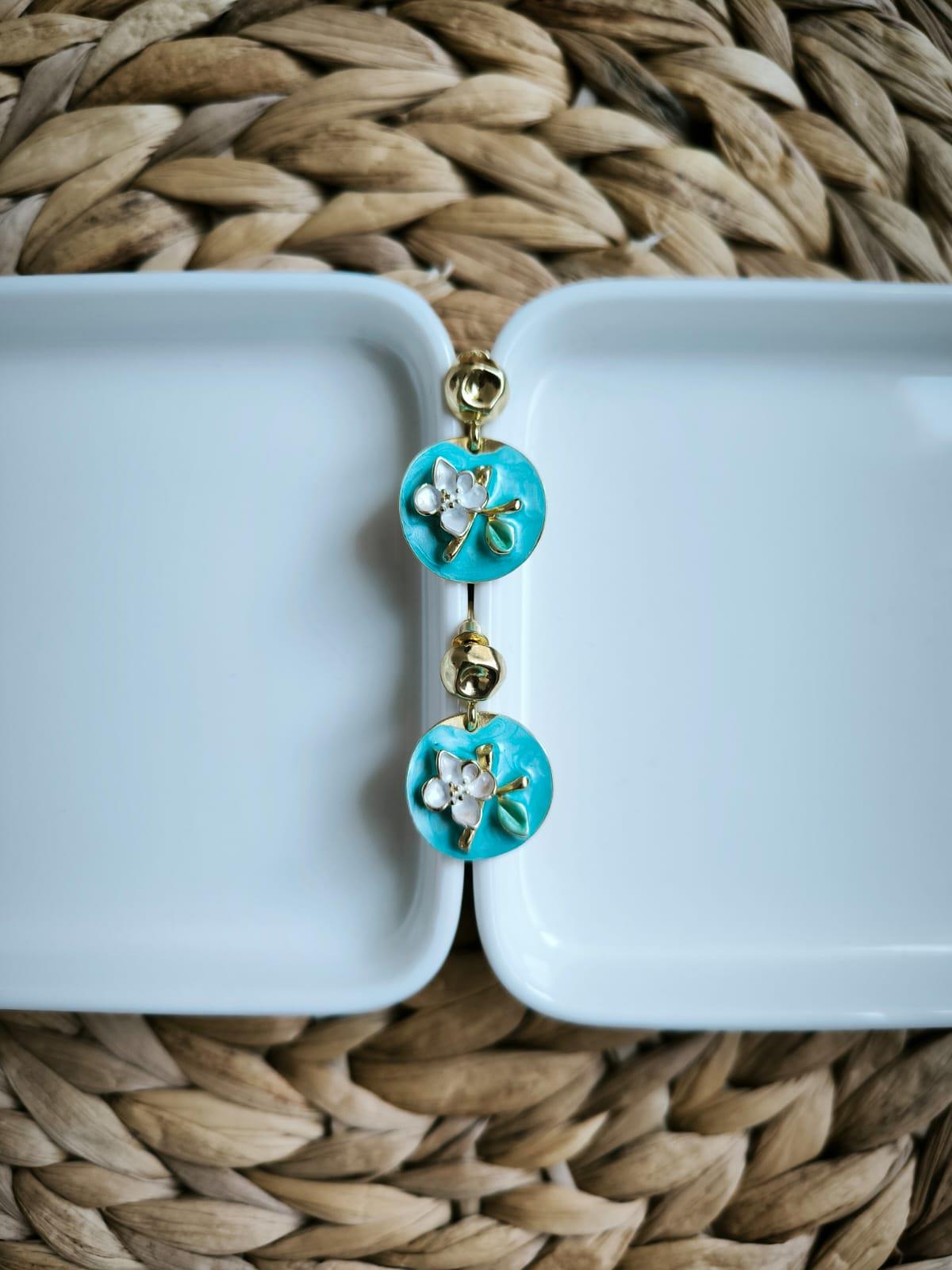 Vintage Sallantılı Mavi Küpe