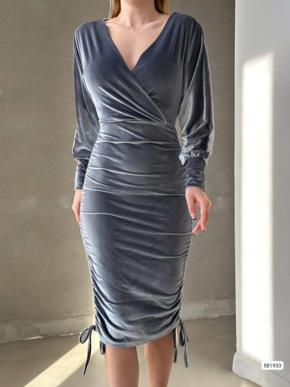 Drapeli Kruvaze Yaka Mini Boy Kadife Kumaş Abiye Elbise 581933 GRİ