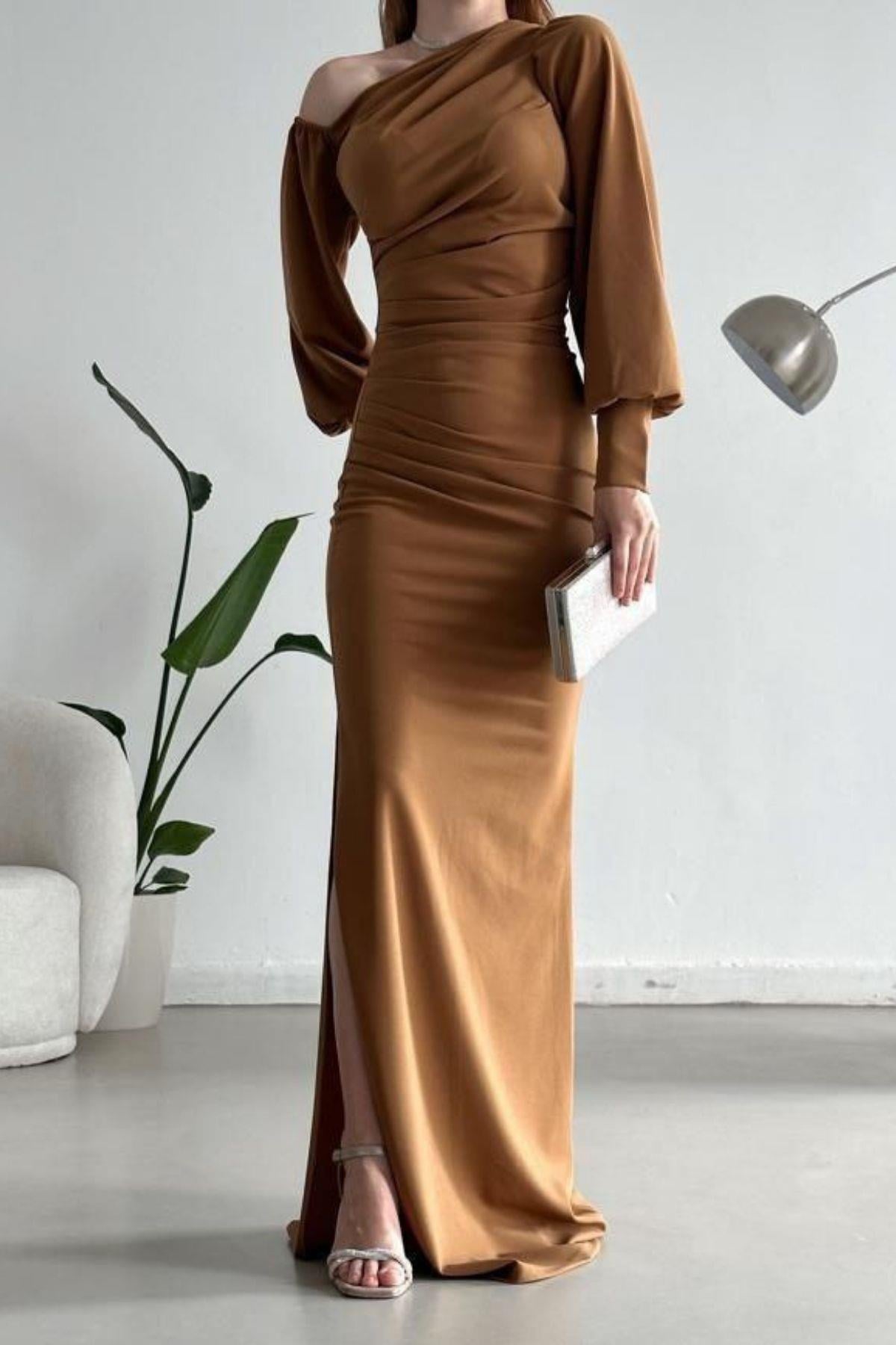 Tek Omuz Açık Detay Ithal Krep Kumaş Maxi Boy Uzun Kol Elbise Vizon 582307