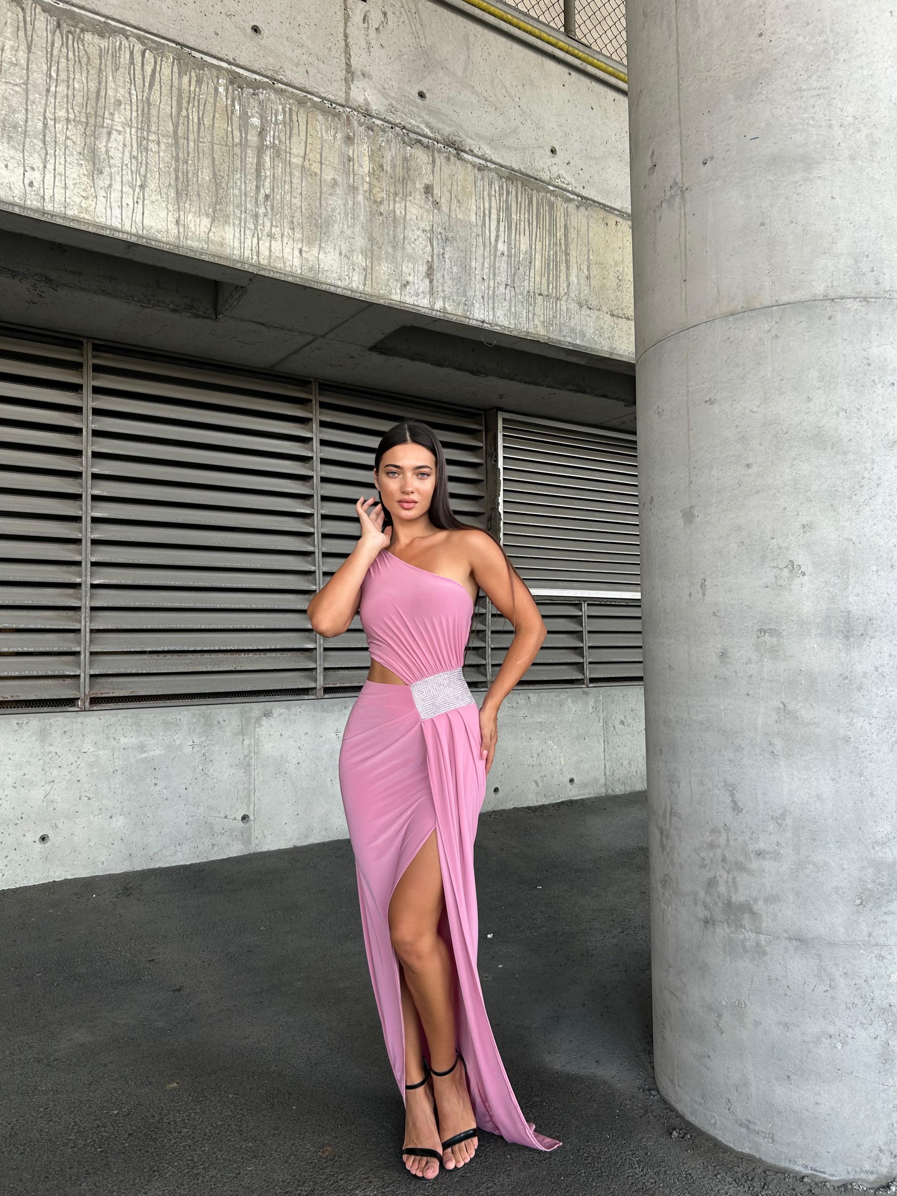 Tek Omuz Detaylı Sandy Kumaş Elbise 583181 Pembe