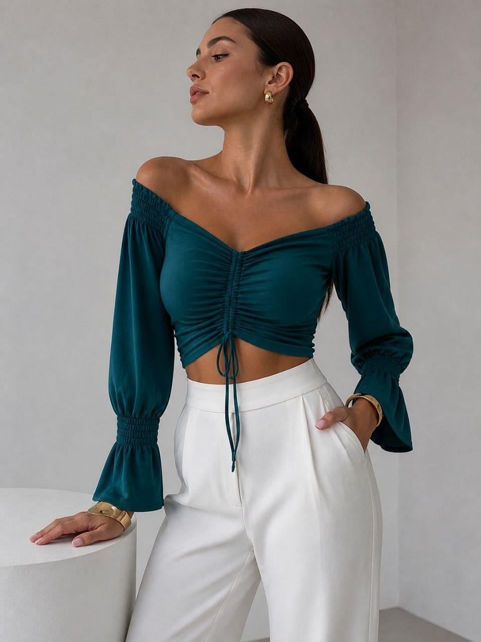 Zümrüt Madonnyaka Büzgülü Crop Bluz 582380